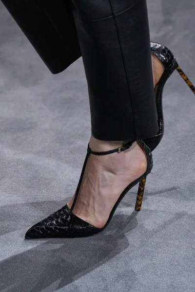 Look 29